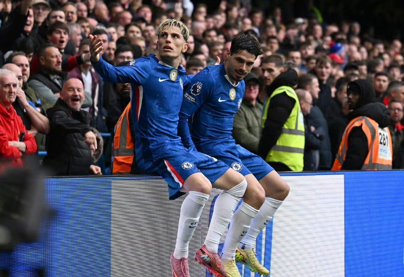 挪媒：索帅若执教曼联周薪约5-6万镑